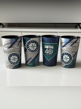 Seattle Mariners Plastic Souvenir Cup Lot Of 4 - 40th Anniversary & Stadium